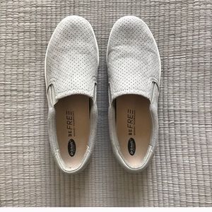 Dr. Scholl’s sneaker